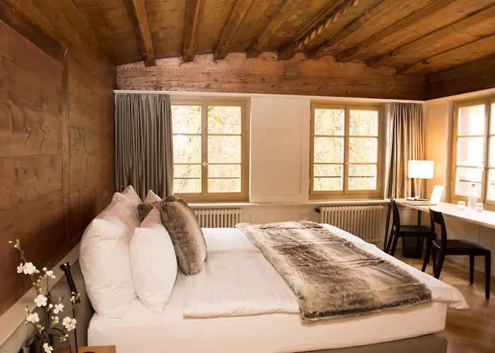 Restaurant Falkenburg Hotel *