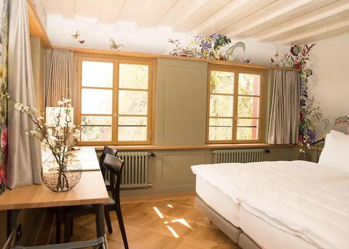 Restaurant Falkenburg Hotel *