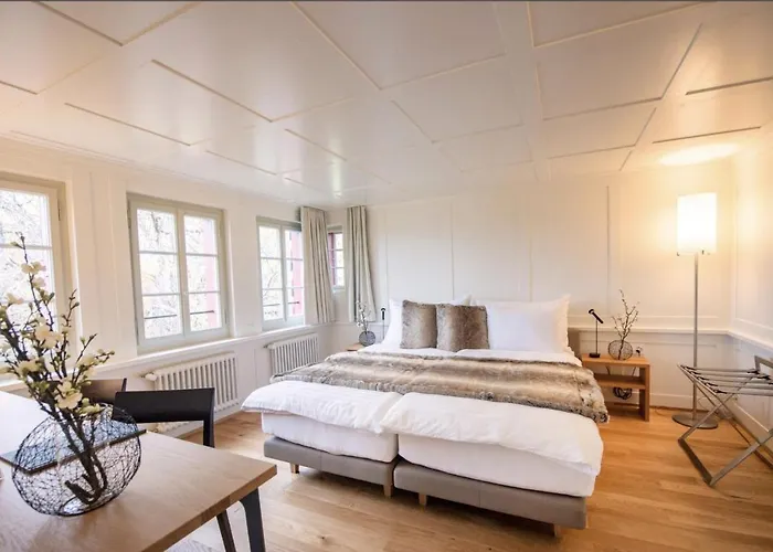 Restaurant Falkenburg Hotel *